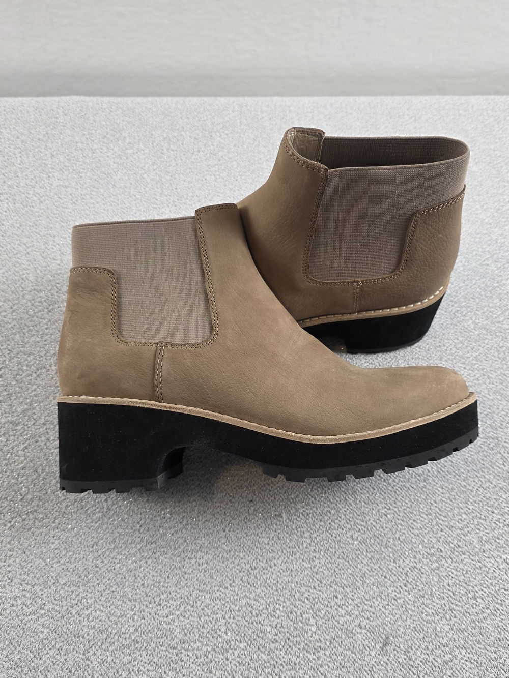Eileen Fischer Jessa Lugged Chelsea Boot Blush Taupe Wmn's 8